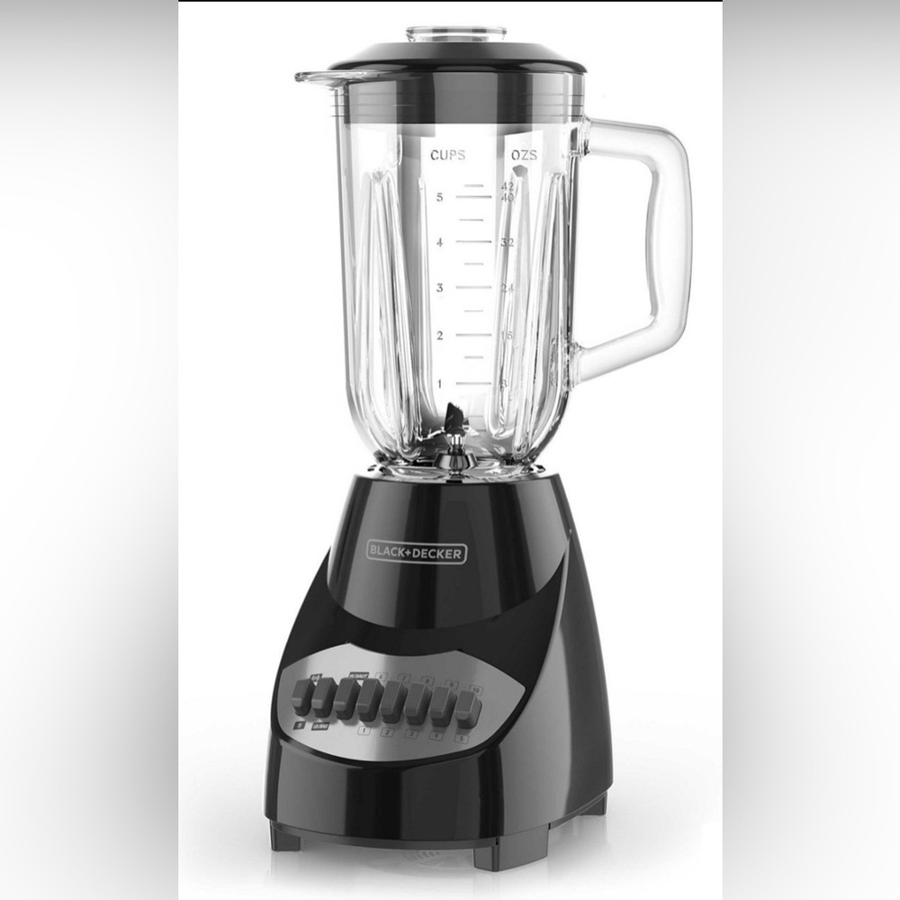 The Black & Decker 10-Speed Blender